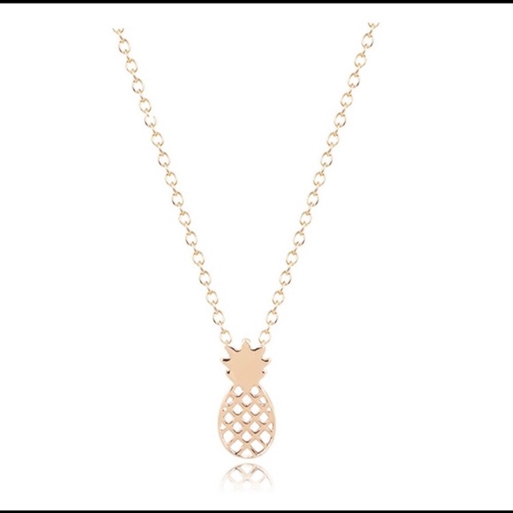 Golden Threads Jewelry - 🍁 Pineapple necklace 🍍